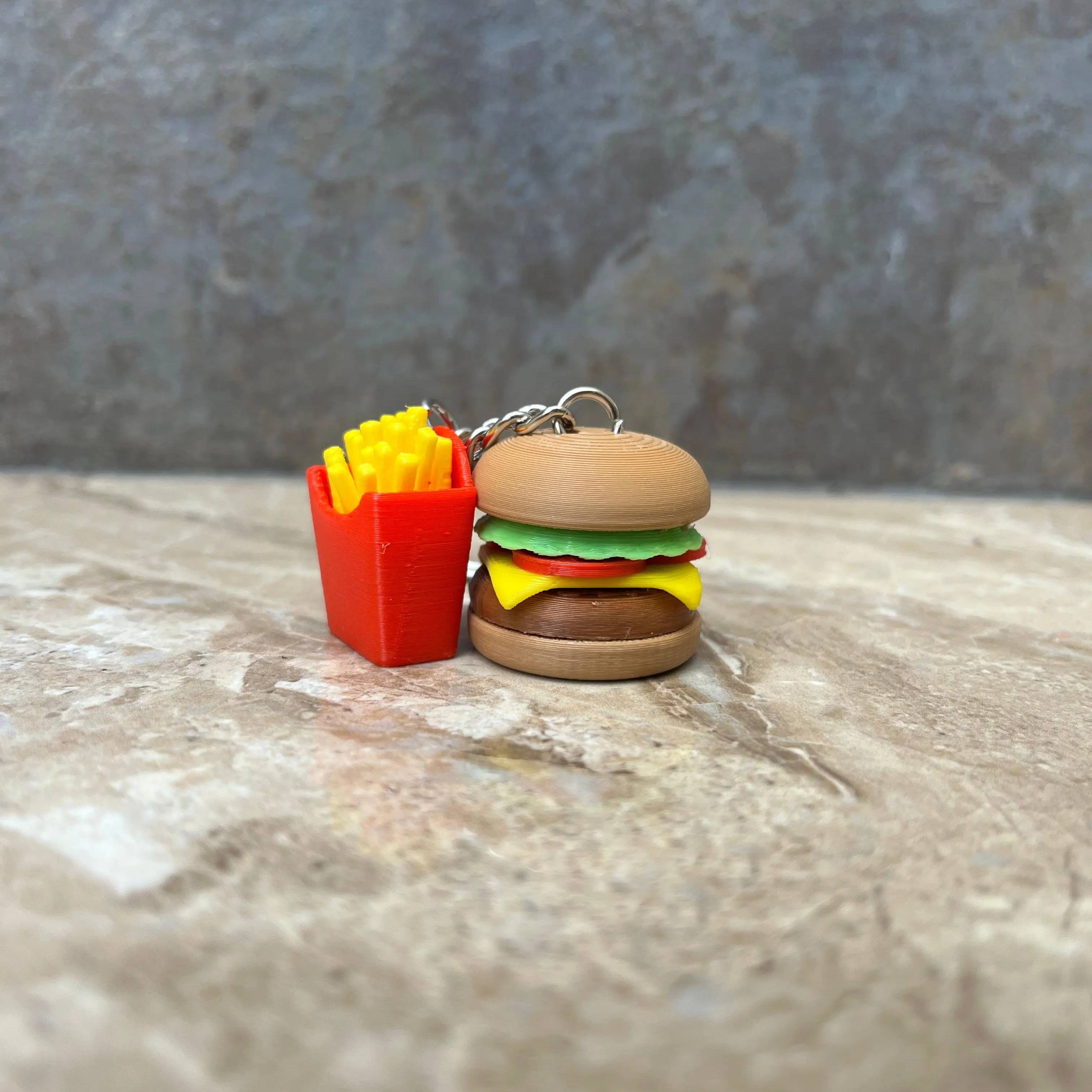 HAMBURGUESA CON PAPAS
